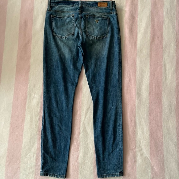 Guess blue skinny mid jeans. - Picture 5 of 6